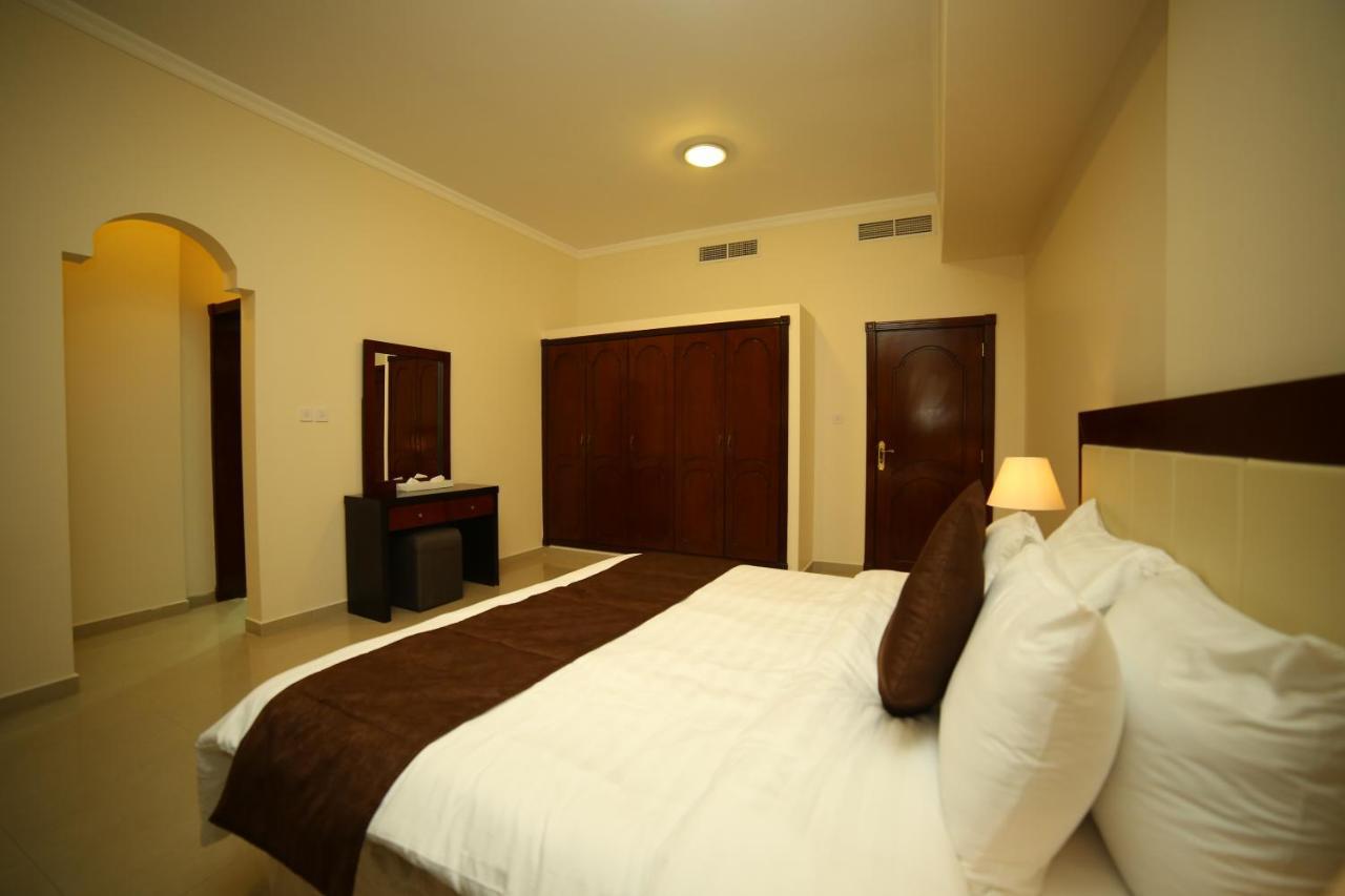 President Suites Apartments Manama Exterior foto